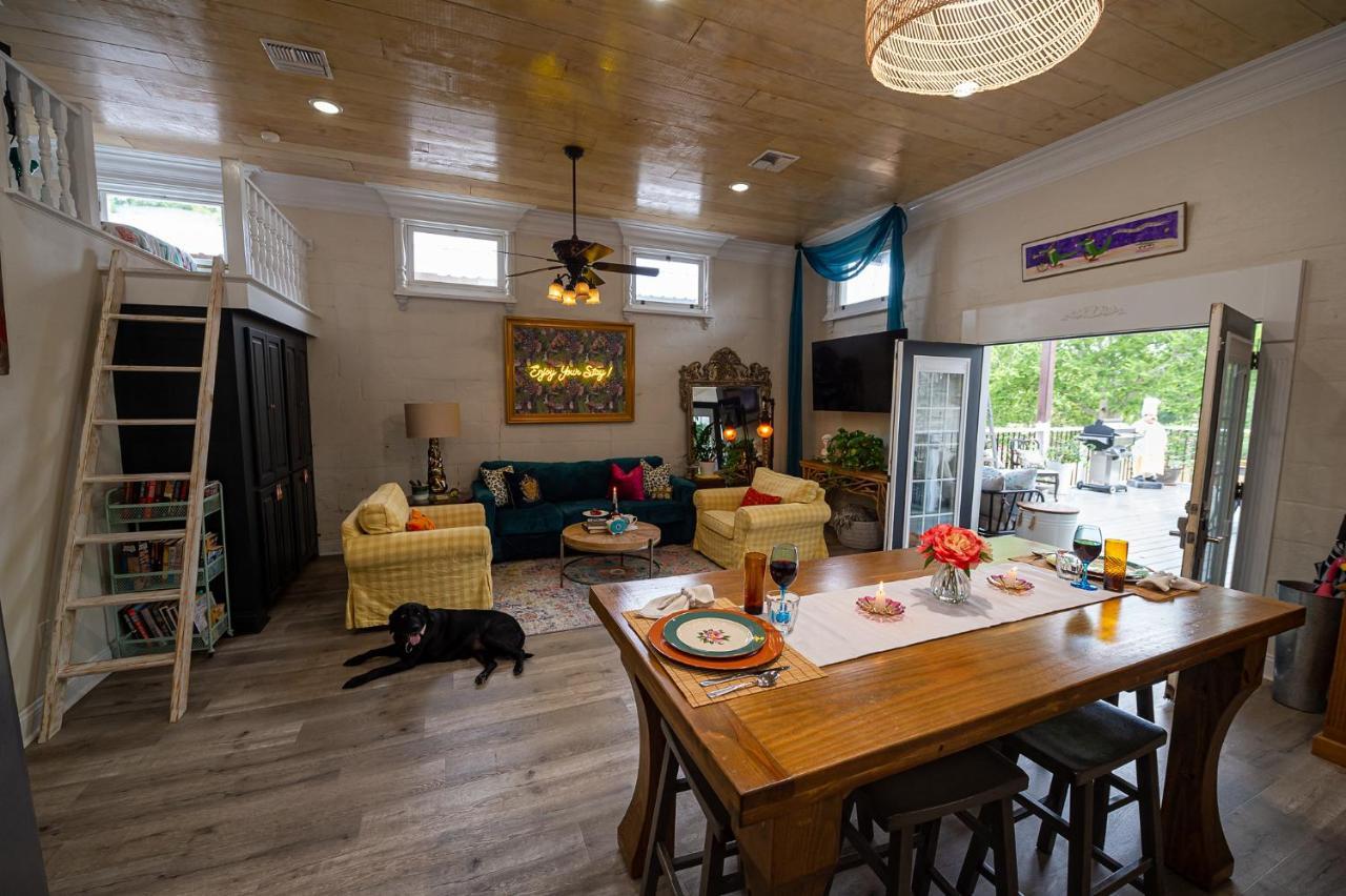 Chateau Royale, Pet Friendly, On Bayou, Downtown! New Iberia Ngoại thất bức ảnh